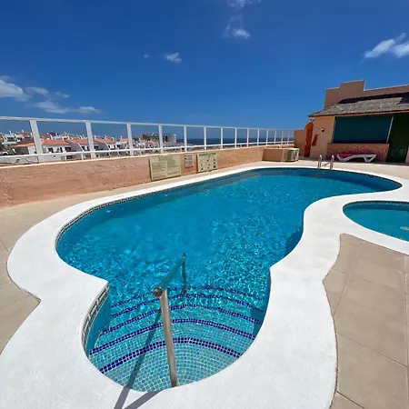 Paz Ocean View Luxury, Air Condition, Wifi, Heated Pool Apartment *