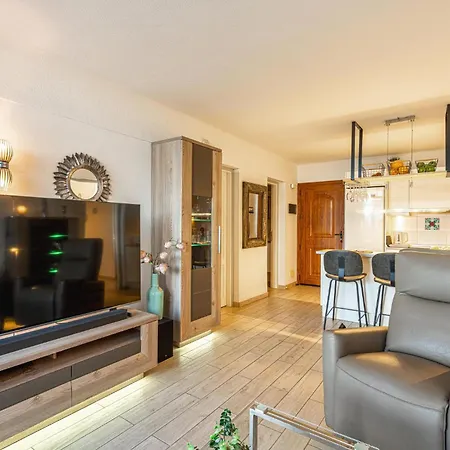 Paz Ocean View Luxury, Air Condition, Wifi, Heated Pool Apartment San Miguel de Abona